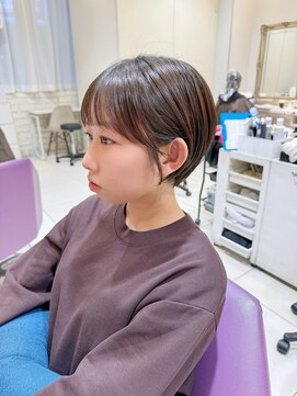 ハピネス 河原町店(Happiness) 京都美容室　コンパクトショート　小顔カット　進詩織