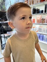マカロンコワフュールドウシワカマル(macaron coiffure de ushiwakamaru)&nbsp;キッズフェードカット