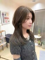 コース(CORS)&nbsp;ワンホンレイヤー 韓国ハッシュカット 小顔似合わせ顔周りカット