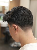 ザ チョップ ショップ ハラジュク(THE CHOP SHOP HARAJUKU)&nbsp;原宿渋谷理容室テーパーフェードカットメンズセンターパート