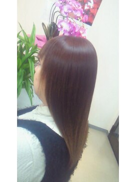 リリカモードヘア 美容室 上大岡店 傷まないさらツヤ縮毛矯正