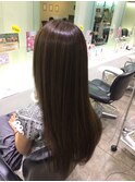細めハイライト×アッシュベージュ
