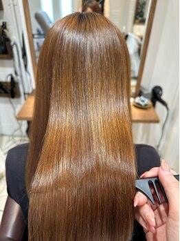 ラペ ラックスビー(LA PAIX LUXBE)の写真/黒木式酸性ストレートで潤いたっぷりのツヤ髪に♪髪の状態に合わせた施術で、理想の美ストレートへ…