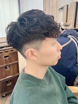 ネオリーブ クーロ メゾン 横浜(Neolive curro Maison)&nbsp;スペインカール×ツーブロック[メンズ]