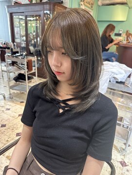 スリー(three) レイヤーカット