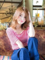 メンズアンドレディース モテナ&nbsp;ベージュ系カラー 抜け感ヘア ふわミディ【モテナ 豊田 浄水】