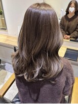 リタ(rita.)&nbsp;小辻 ツヤ髪☆シアーグレージュ×イルミナカラー