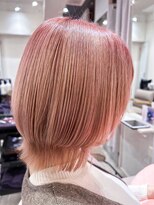 ミシェリー(misherry)&nbsp;艶感ミルクティーピンクベージュ小顔似合わせこなれショート