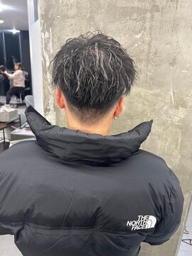 メンズサロン キング 高槻店(Men’s salon K!ng) 波巻きツイストスパイラルパーマ/フェザーパーマ/眉毛/メンズ