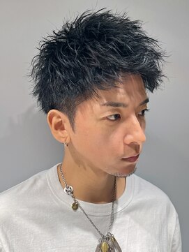 アイビーズ(IVYS) ピンパーマ　刈り上げショート　ツーブロック　刈り上げ