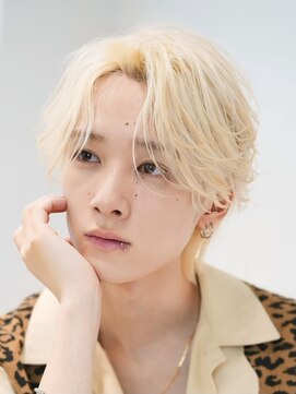 オーシャントーキョー 心斎橋(OCEAN TOKYO WEST) ハイトーン毛流れニュアンスシースルーセンターパートウルフ