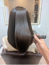 大事なのは一度の施術で完璧を目指すのではなく、長い年月をかけて継続して【髪質改善】出来ることが重要。