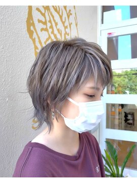 ヘアールーム シープス(hair room sheeps) ショートウルフ×インナーカラー