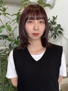 アクアオモテサンドウ(ACQUA omotesando) △ウルフカットレイヤーカットワインレッドボルドーカラー