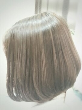 ネス(NESS) チップの入ったマットベージュの艶ビビコカラー