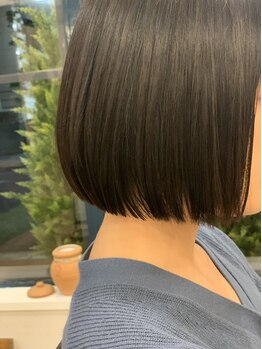 ブルーノ ヘアサロン(BRUNO. hair salon)の写真/内側や生え際のみ、など気になる部分だけのポイント矯正もおすすめ！ナチュラルなやわらかいストレートへ…