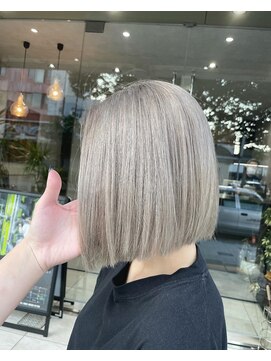 リッシュ(RISH) ハイトーン/グレージュ/ミディアム/20代/30代/40代/ボブ#H7U2
