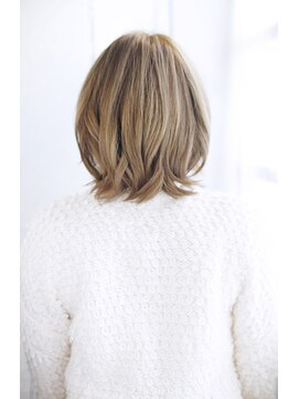 アルネ プラスエヌ(ARNE+n) 20代30代40代 手抜きに見えないルーズボブ【近江八幡】