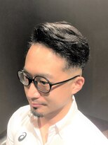 ビーダンディー(Bee dandy)&nbsp;ビジネスフォーマル スキンフェード 七三オールバック 縮毛矯正