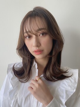 バイオレット ナゴヤ(Violet Nagoya) 【Violet】外ハネウェーブの韓国風くびれミディ エギョモリ♪