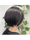 ショートボブ