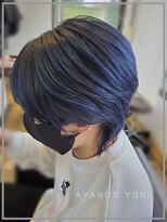 ヘアデザイニング アヴァンセ(HAIR DESIGNING Avance) ネイビーブルー