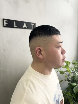 フラット(FLAT) スキンフェード×バスカット