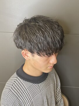 ニアウ 伊勢崎連取店(Niau) 波巻きスパイラルパーマツイストスパイラルパーマシャドウパーマ