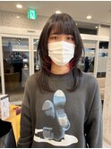 レイヤーカットとイヤリングカラー
