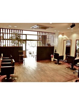 【桜本町徒歩3分】あなただけのスタイリストが、心を込めて最後まで仕上げます。特別なひとときを体験！