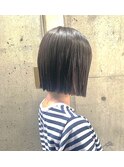 縮毛矯正ストンパッツンヘア