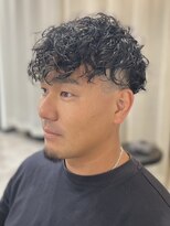 ラシック(La Chic)&nbsp;10代20代メンズカット眉カットパーマ