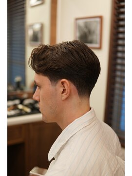 ザ チョップ ショップ ハラジュク(THE CHOP SHOP HARAJUKU) テーパーフェード/バーバー/原宿バーバー/床屋