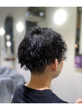 ルルディ バイ アフロディーテ銀座(luludi by APHRODITE) 刈り上げセンターパート/ニュアンスパーマ/銀座