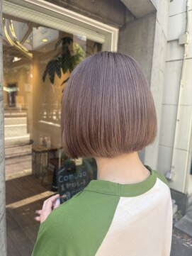 コマド(Comado) ベージュボブ