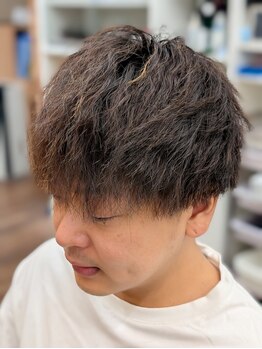 トリイ(TORII)の写真/メンズ専門サロンで最初から最後まで担当し、スタイリストは変わらない安心感!