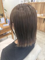 アン(an)&nbsp;ナチュラル外ハネスタイル×透明感◎イルミナムーンライト
