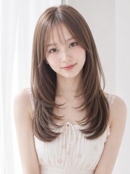 ユーフォリア 新宿店(Euphoria)の写真/ゆるふわ巻き×レイヤーロングで男女ウケする韓国風"愛されモテ髪"に♪[カット+カラー+超音波ツヤTR￥10980]