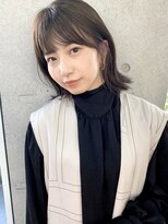 テテ(tete.) シンプル切りっぱなしミディアムロブ