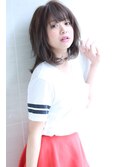 グレージュウェーブのワイドバングくびれミディ