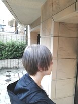 リヴ ヘアーサロン(LiV HAIR SALON) ブリーチWカラー　ホワイトグレージュ