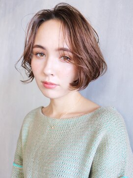 アルバム 銀座(ALBUM GINZA) モカベージュ_ウェーブパーマフォギーベージュ耳かけ_27388