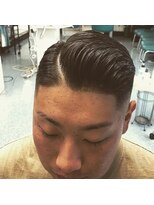 シバタ(SHIBATA)&nbsp;七三スキンフェード