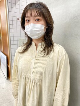 ナル(nalu.) レイヤーカット/ロングレイヤー/オリーブカラー