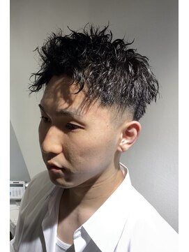 ドルクス 日本橋(Dorcus) ビジネスマンツイストパーマ