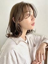 トレス(TRESS)&nbsp;レイヤーボブ/くびれミディ/ベージュカラー/20代30代