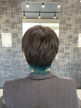 シャイン(Shine) ウルフカット / インナーグリーン / メンズ