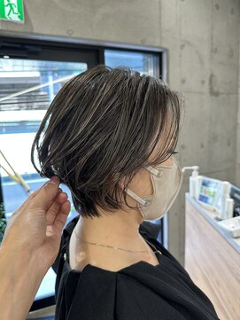 フィルムス 横浜(FILMS) ココアベージュ/黒髪/クラゲヘアー/オリーブグレー/ボブ/横浜