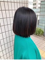 スタジオ アルファプラス 日暮里店(studio α+)&nbsp;ステップボーンカットカットボブショートハイライト白髪ぼかし