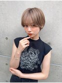 天神大名ダブルカラーケアブリーチハイトーンショートカット
